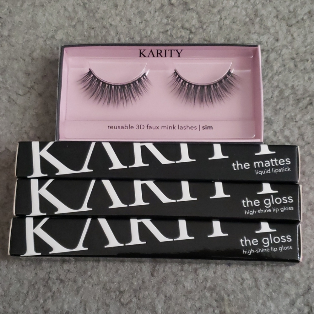 Karity Lip Gloss Lipstick Bundle + Eyelashes